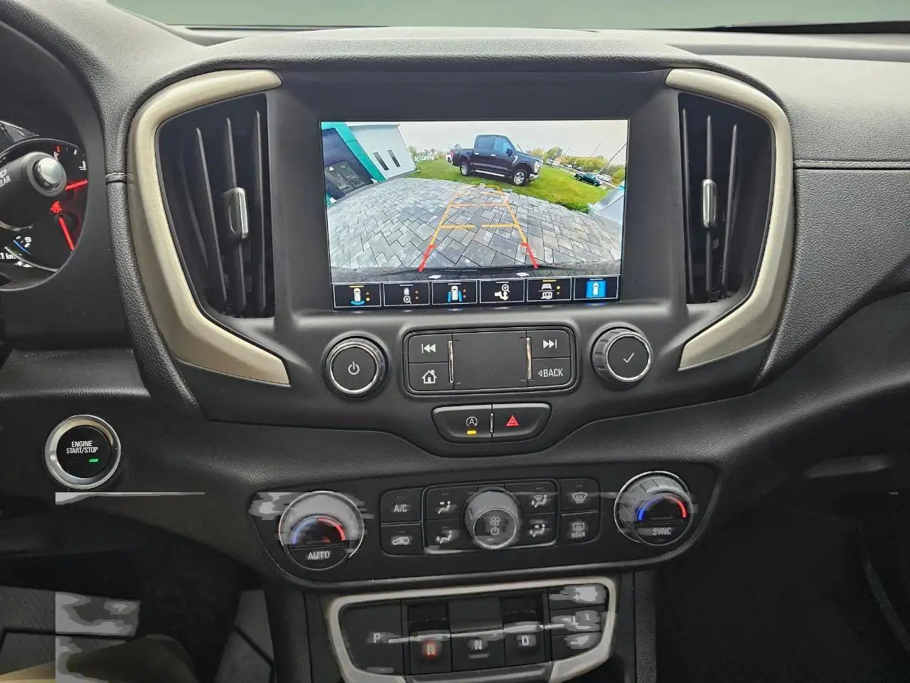 GMC Terrain снимка GMC Terrain