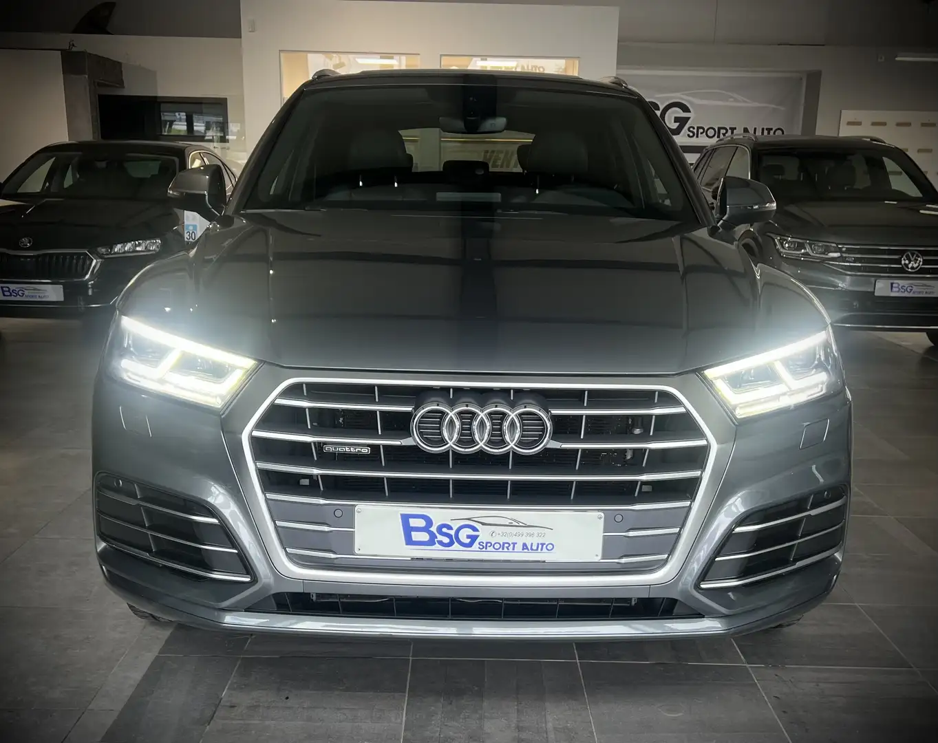 Audi Q5 2.0 TDi Quattro S-line S tronic*TOIT PANO*COCKPIT Grau - 2