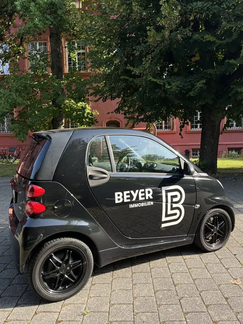 smart forTwo Micro Hybrid Drive 52kW (451.380) Schwarz - 2