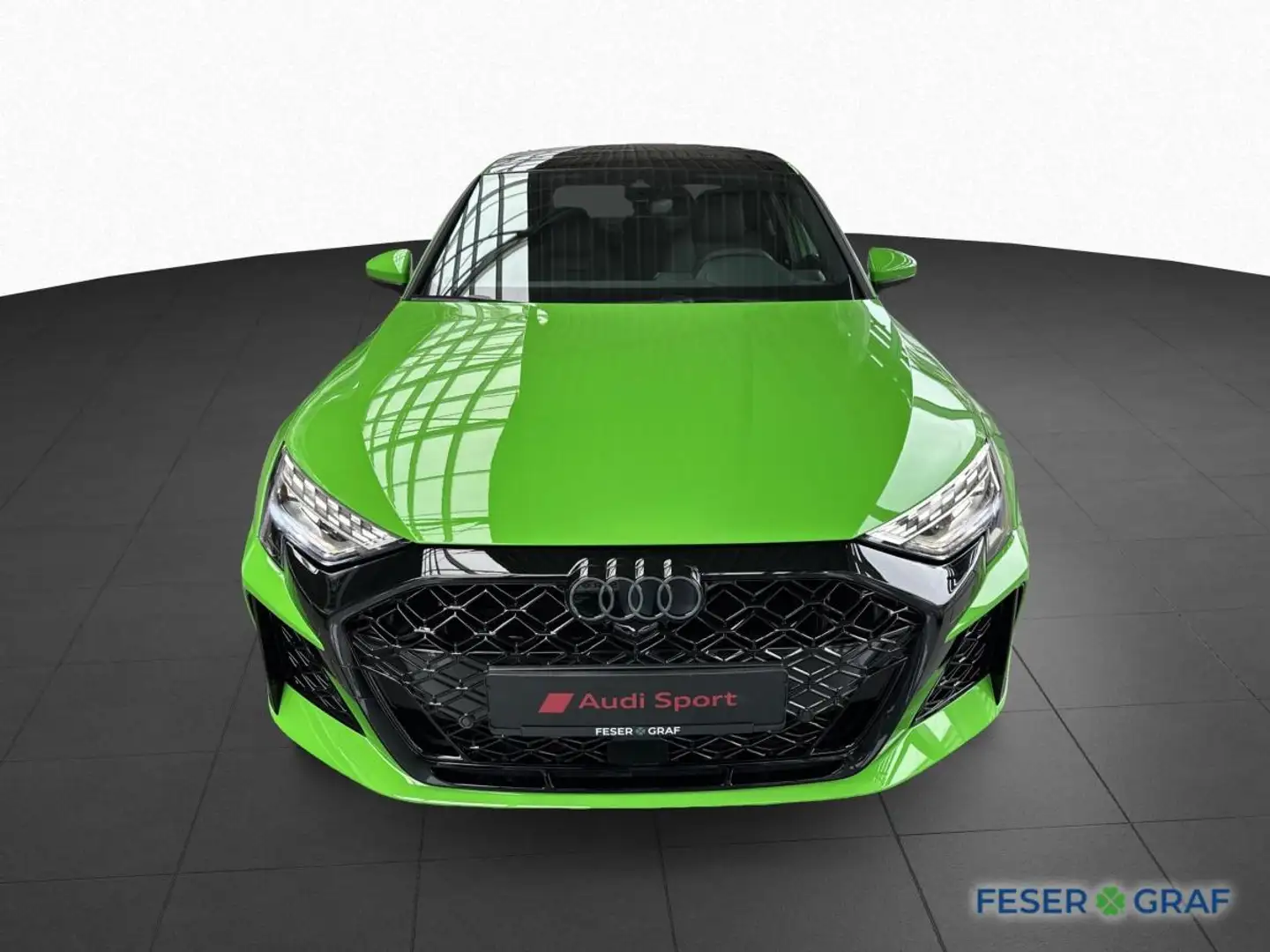 Audi RS3 Limousine qu S-tro. +PANO+MATRIX+280 km/h+SO Grün - 2