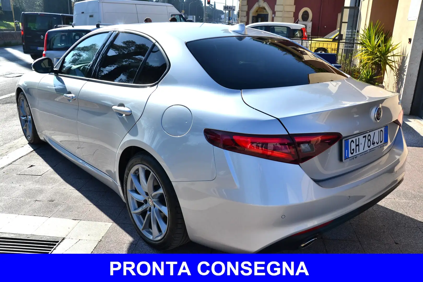 Alfa Romeo Giulia 2.2 160CV AT8 ROSSO EDIZIONE *PAD.F1-NAV-LED-TELEC Stříbrná - 2