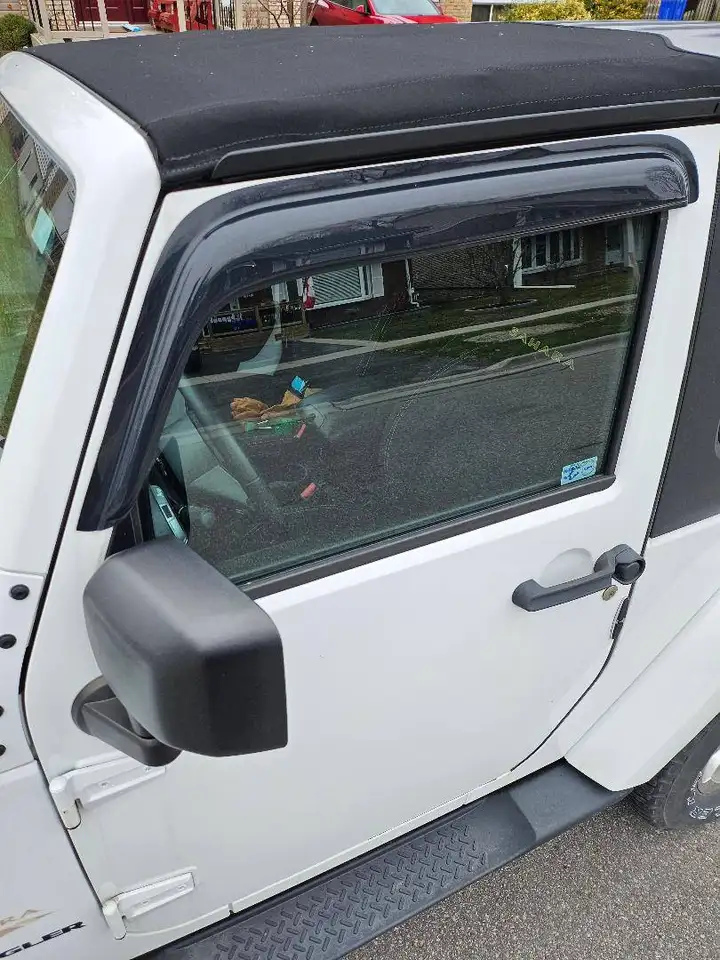 Jeep Wrangler снимка Jeep Wrangler