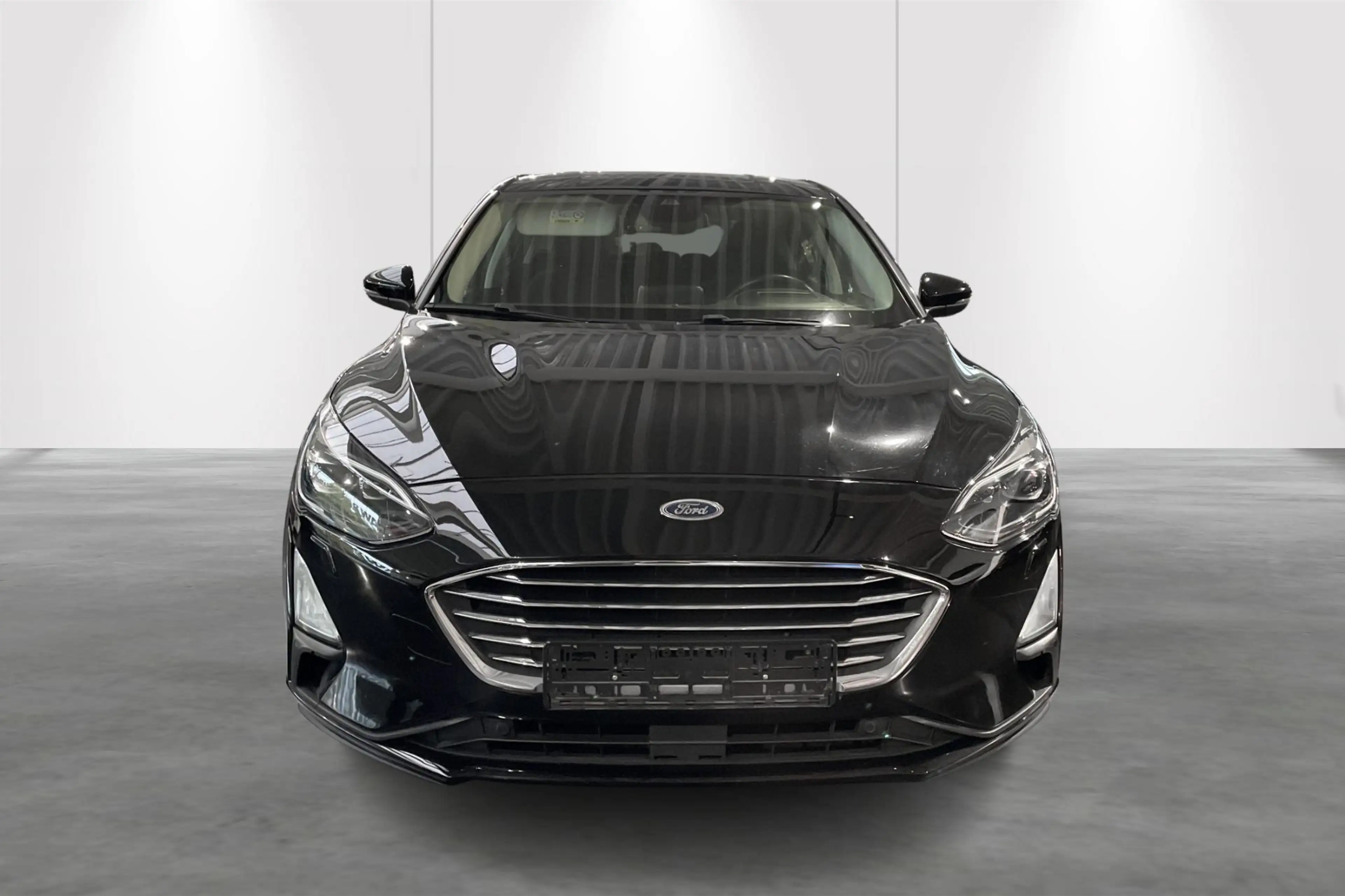 Ford Focus 1.0i EcoB. 74kW Connected — photo 4