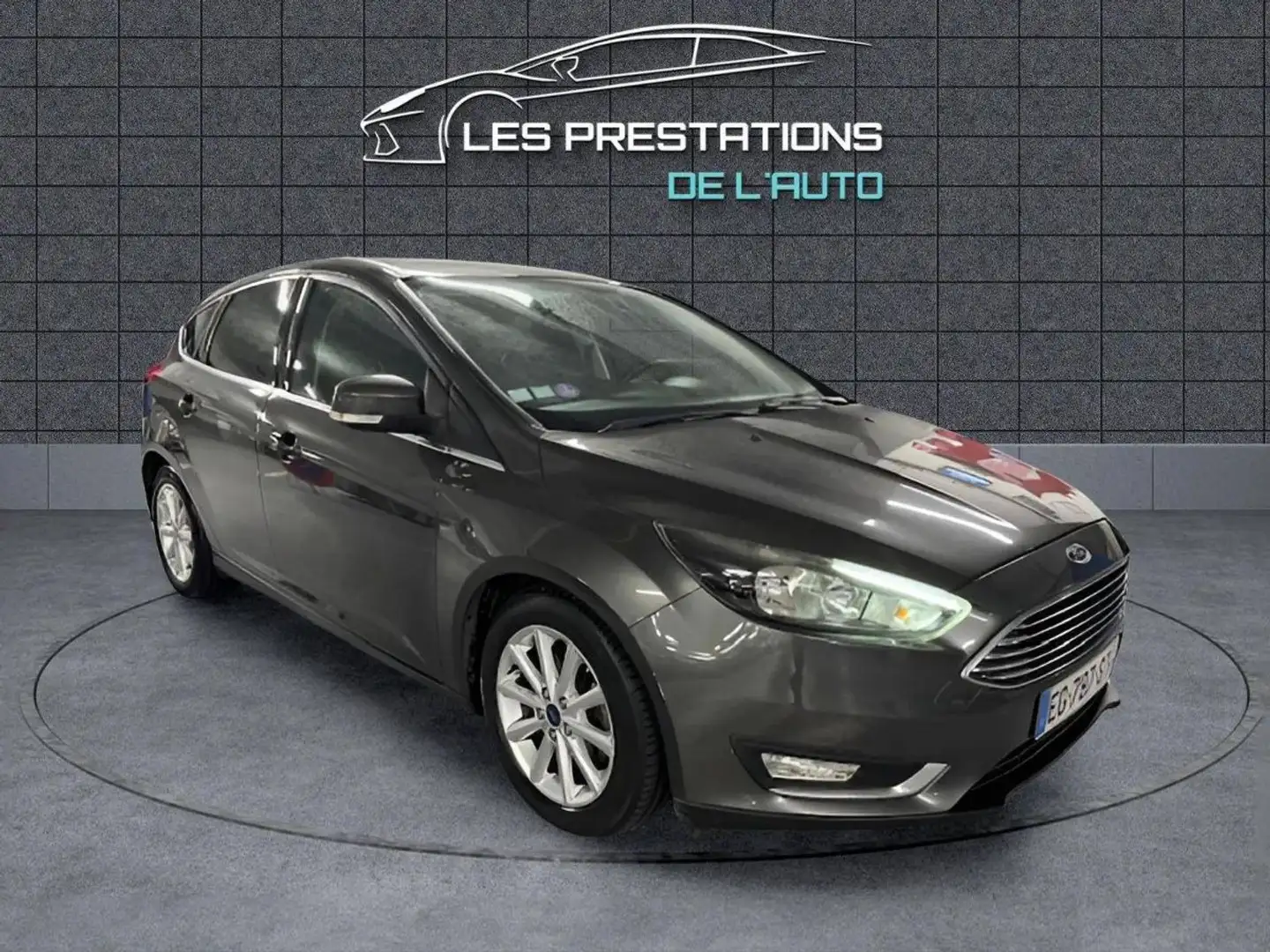 Ford Focus II 1.0 EcoBoost 125 Titanium S&S Grigio - 2