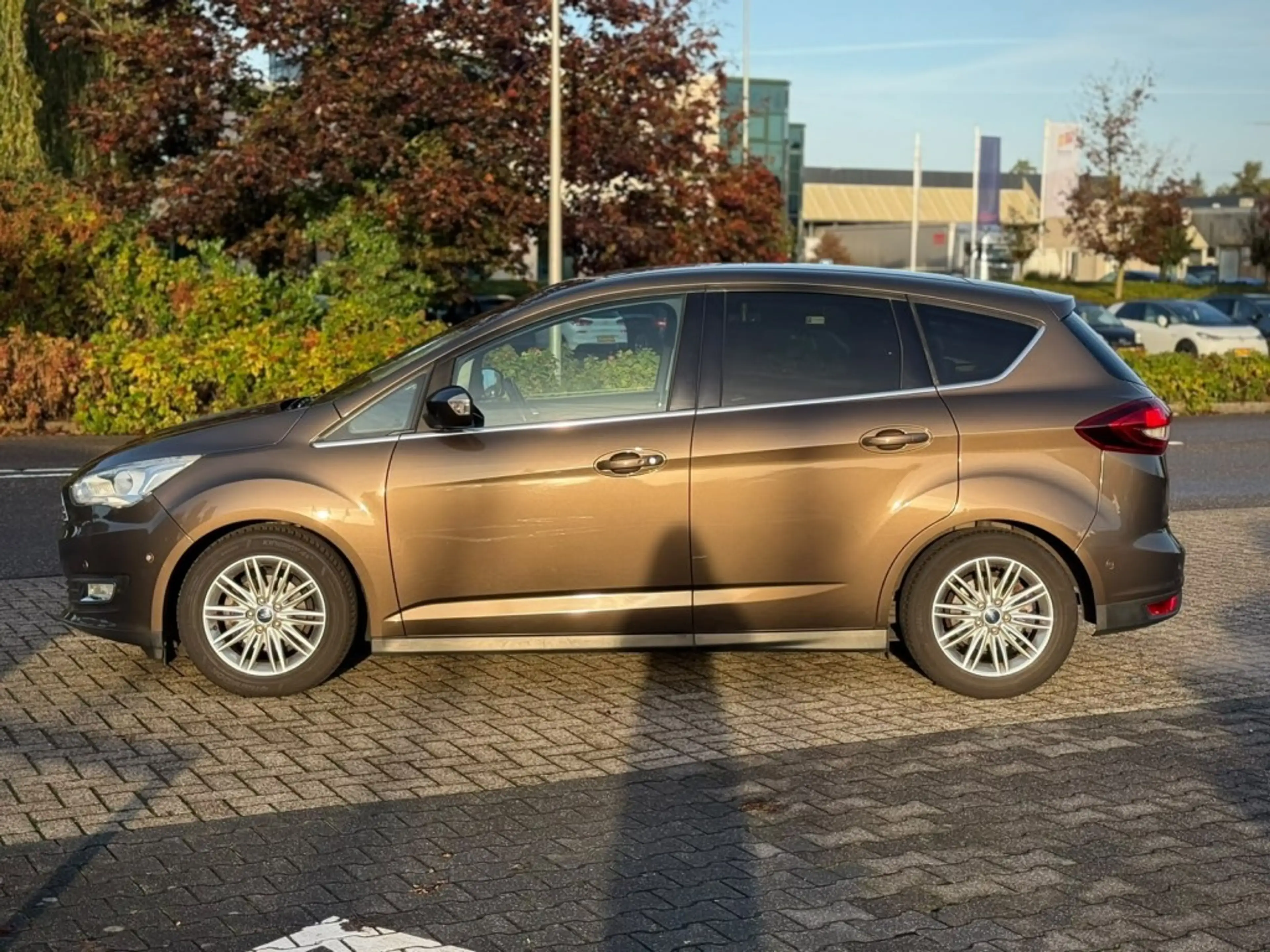 Ford C-Max 1.0 ZEER MOOI MET NIEUWE DISTRIBUTIE CARPLAY CAMER — photo 2
