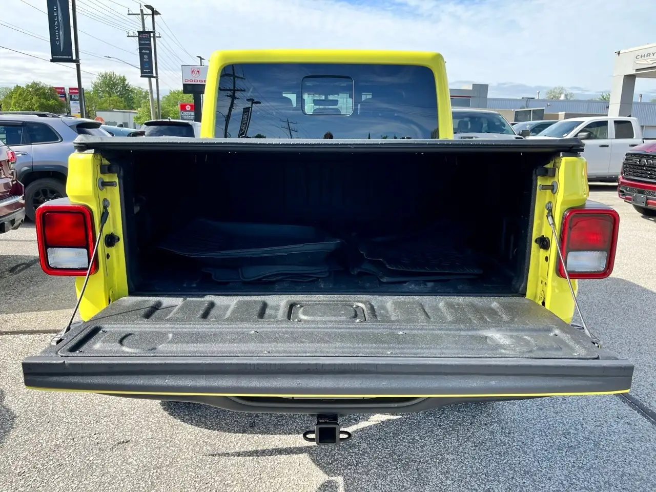 Jeep Gladiator снимка Jeep Gladiator