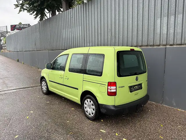 Volkswagen Caddy view 3