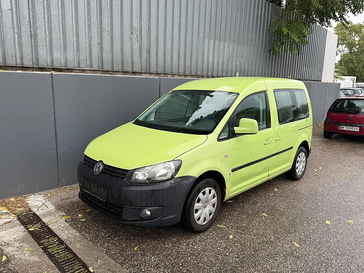 Volkswagen Caddy Kombi Trendline 2,0 EcoFuel | 1.BESITZ | PICKER... Grün - 1