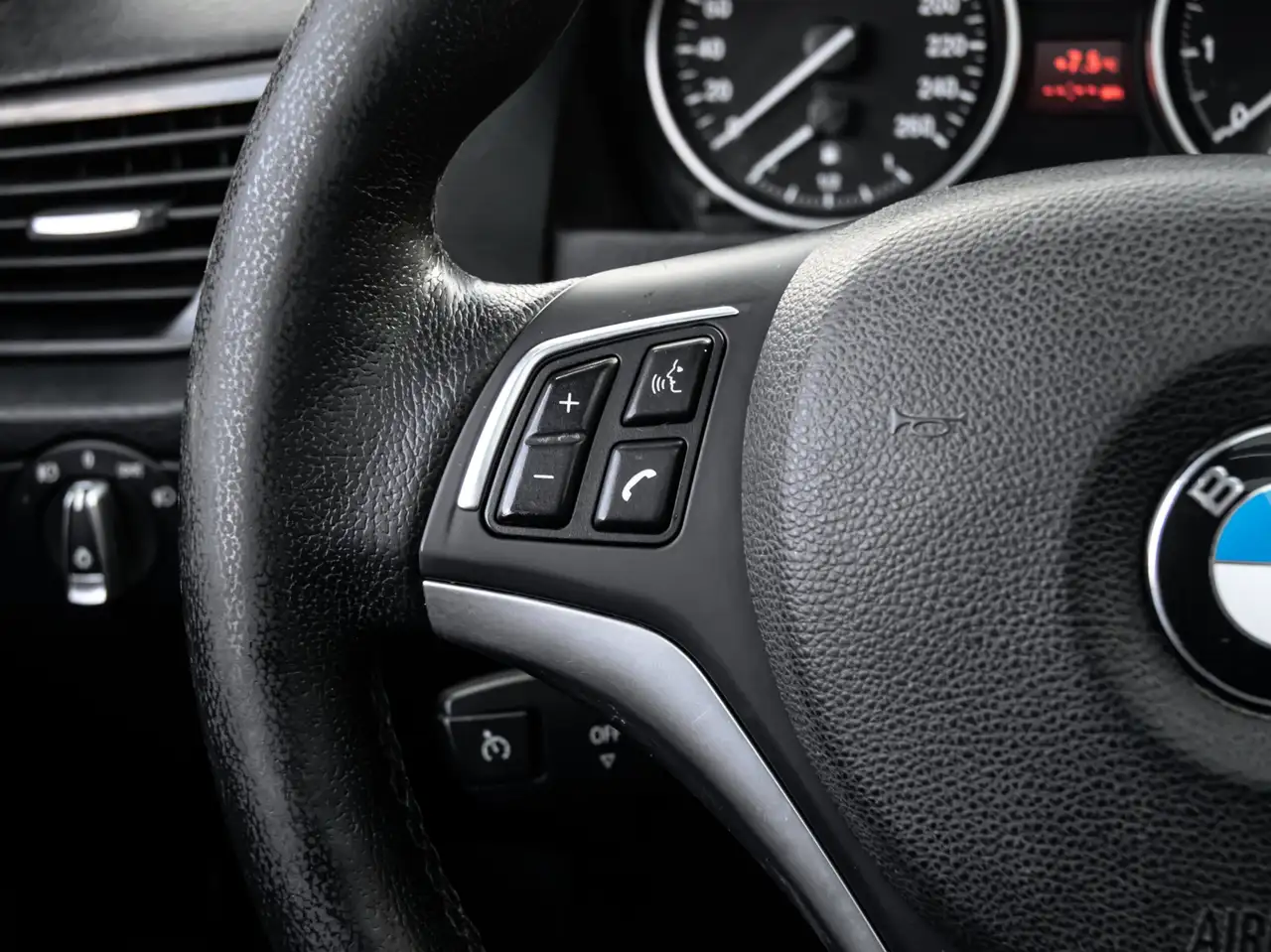 BMW X1 fotografie BMW X1