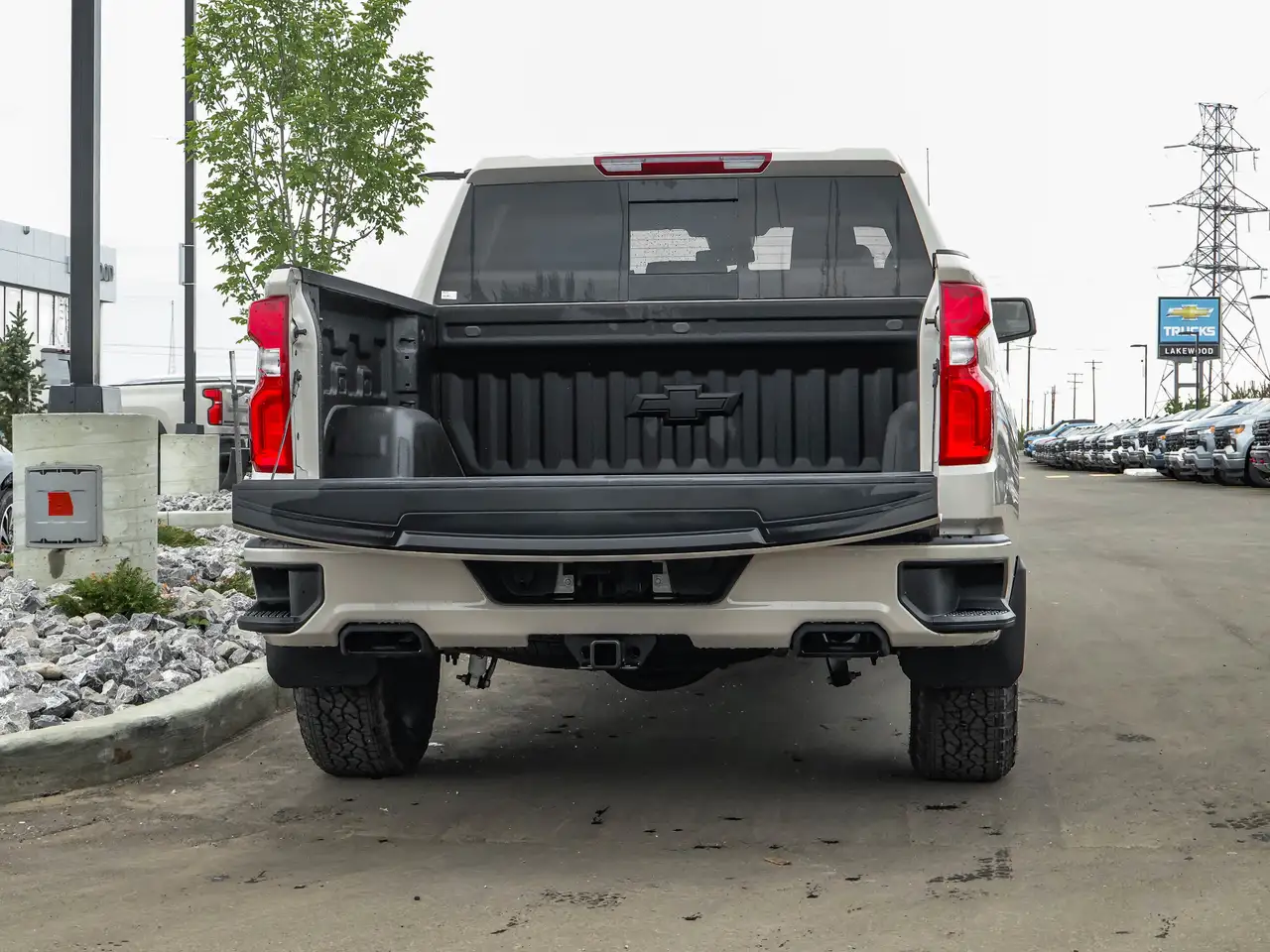 Chevrolet Silverado 1500 снимка Chevrolet Silverado 1500