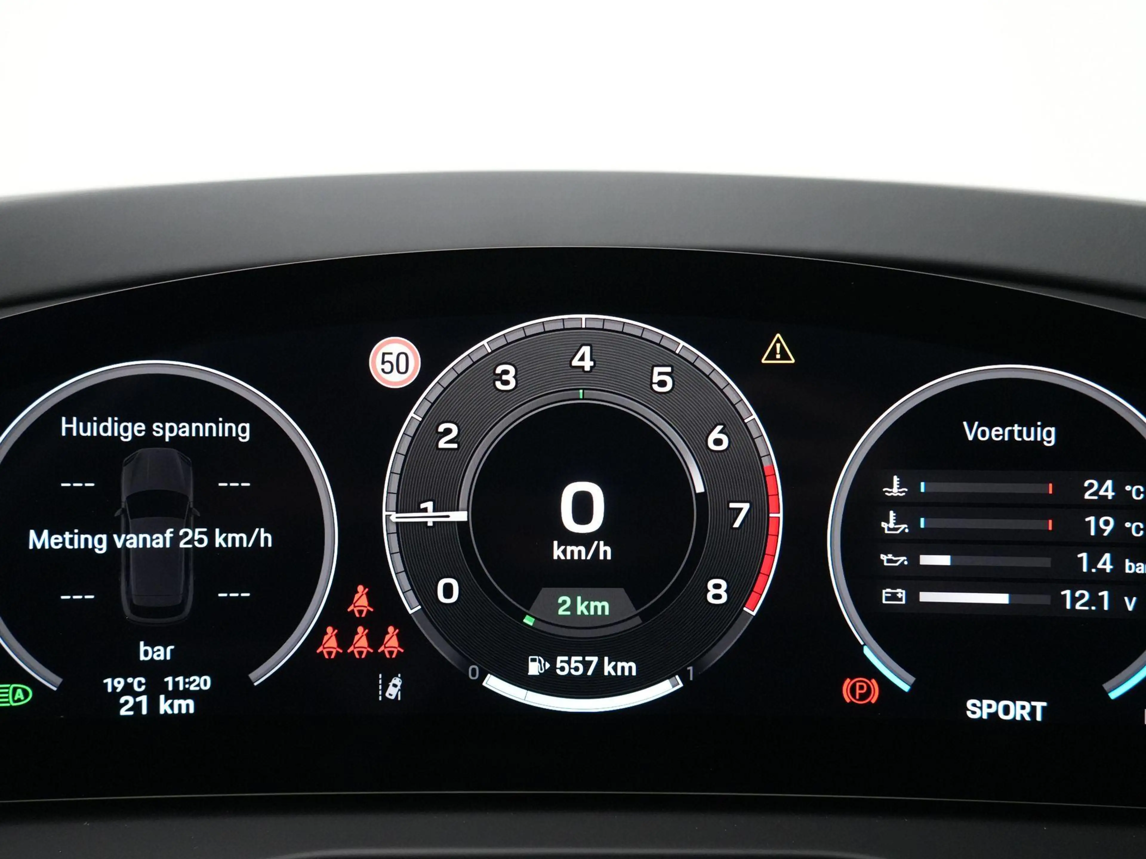 Porsche Cayenne E-Hybrid Black Edition — photo 6