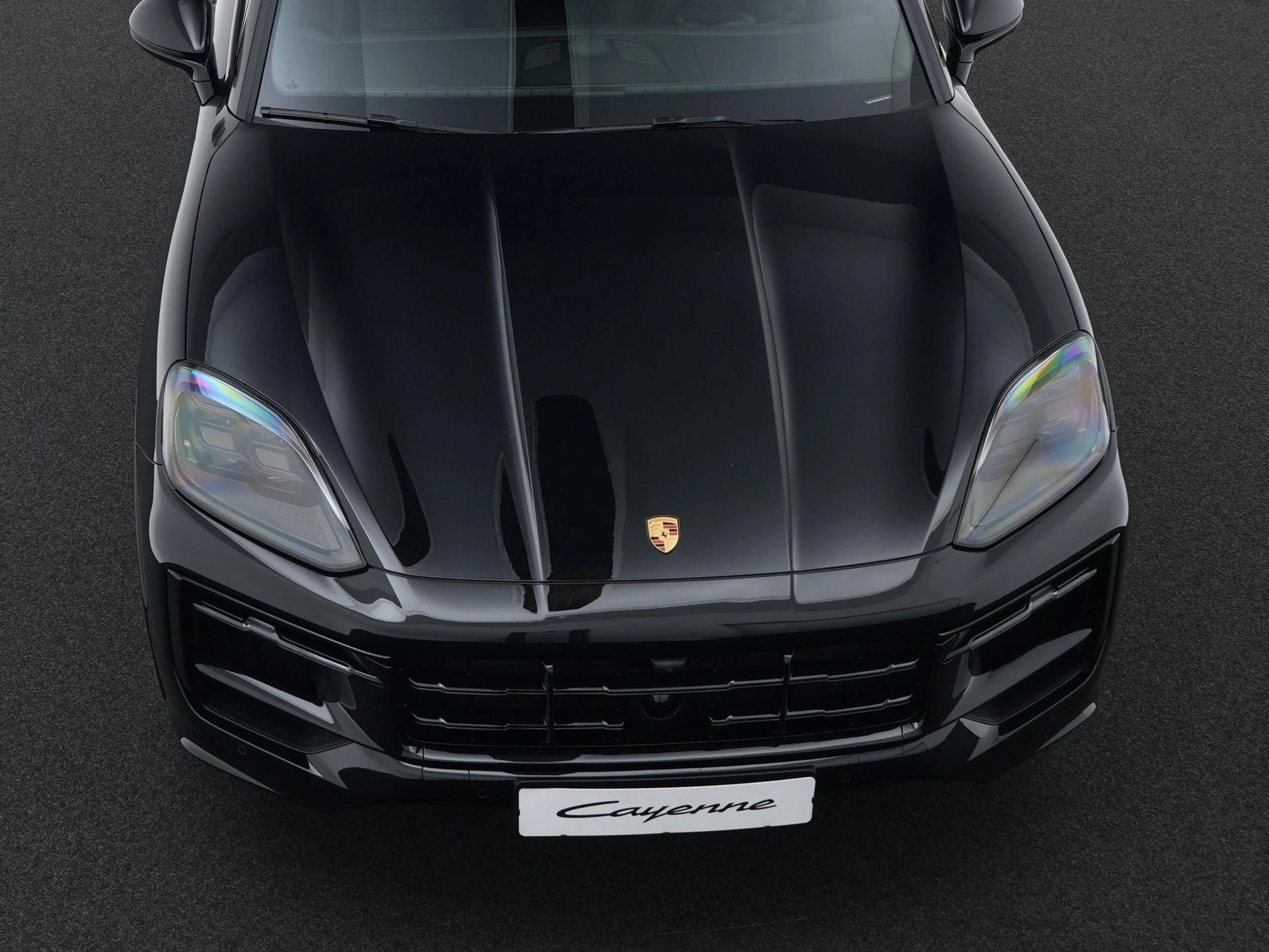 Porsche Cayenne E-Hybrid Black Edition — photo 11