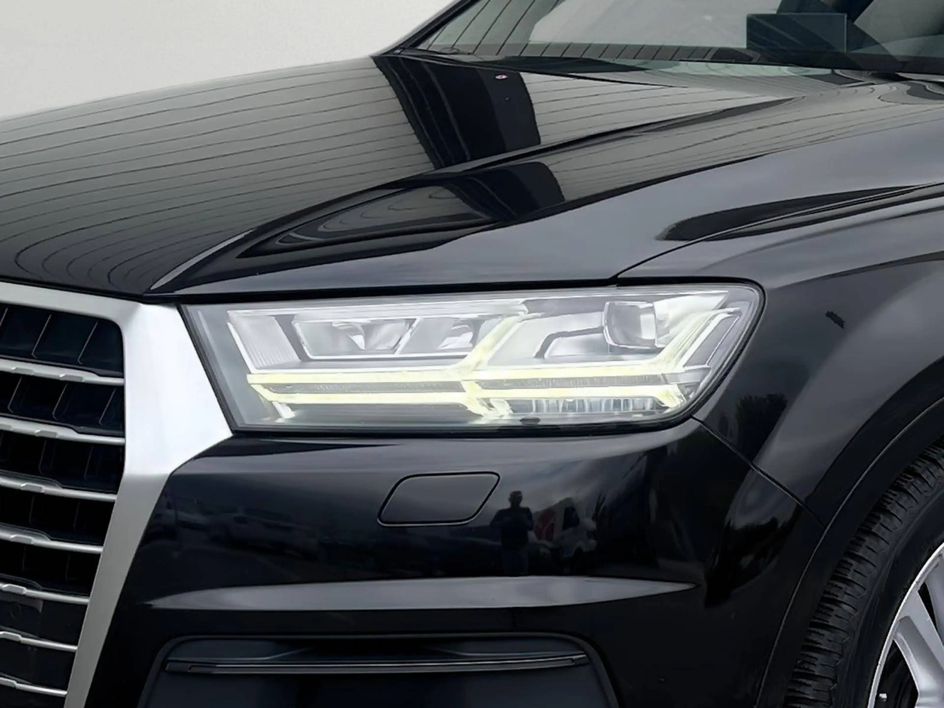 Audi Q7 3.0 TDI quattro S line Sport / Plus /Nachtsicht/virtual cockpit/Panorama/4-Zonen/EHK/AHK/20" — photo 5