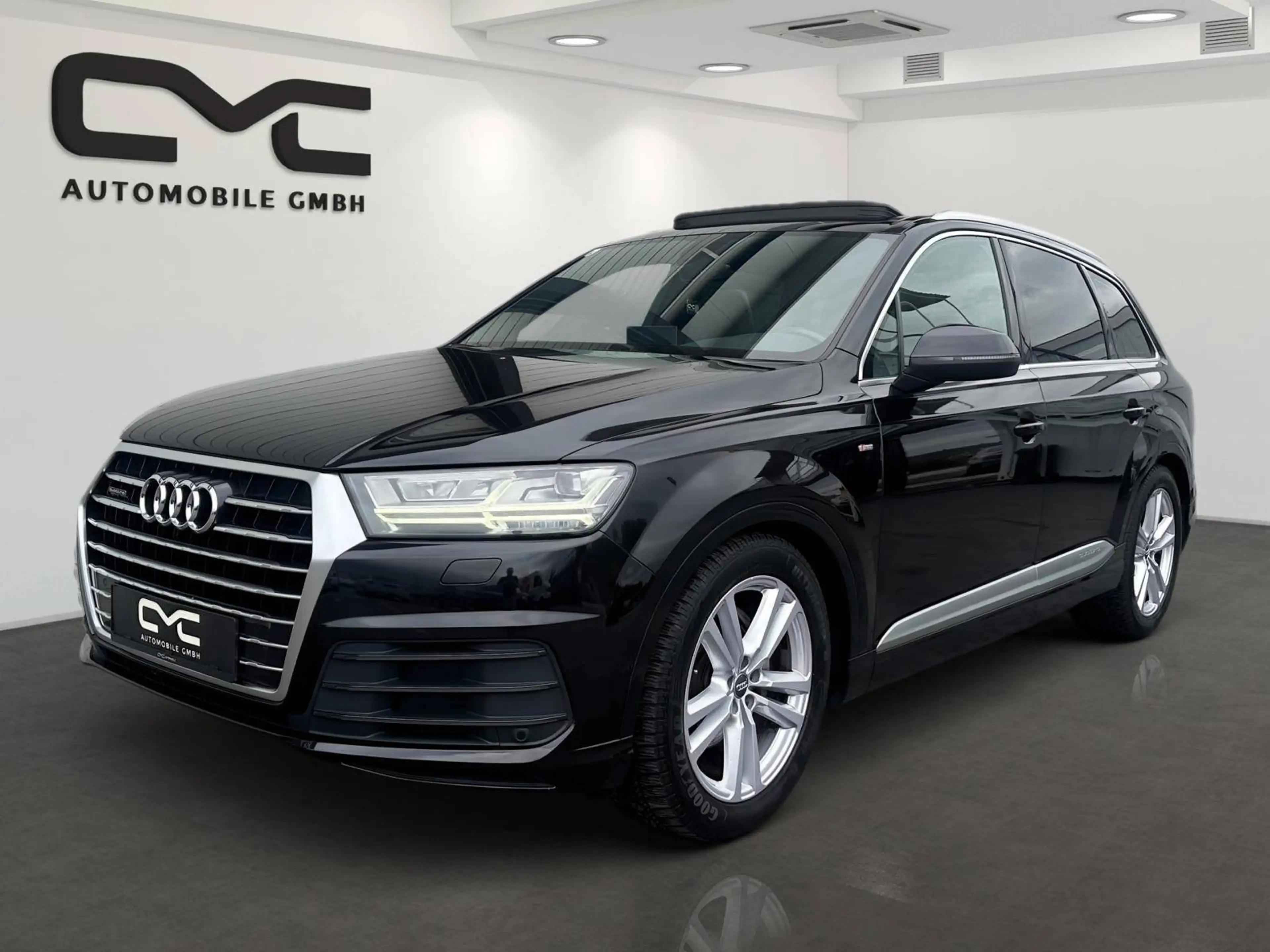 Audi Q7 3.0 TDI quattro S line Sport / Plus /Nachtsicht/virtual cockpit/Panorama/4-Zonen/EHK/AHK/20"