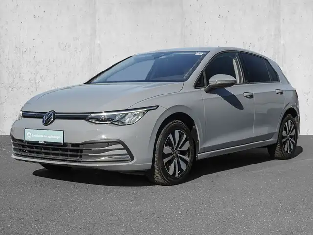 Volkswagen Golf view 2