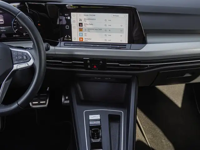 Volkswagen Golf view 12