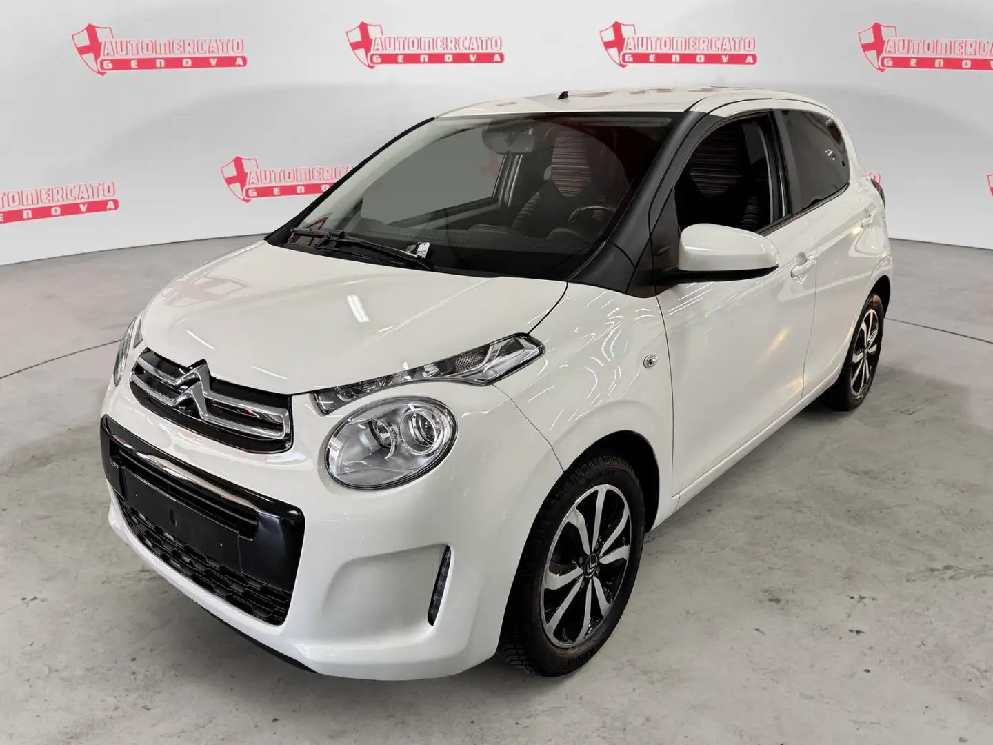Citroen C1 VTi 72 S&S 5 porte Shine Bianco - 1
