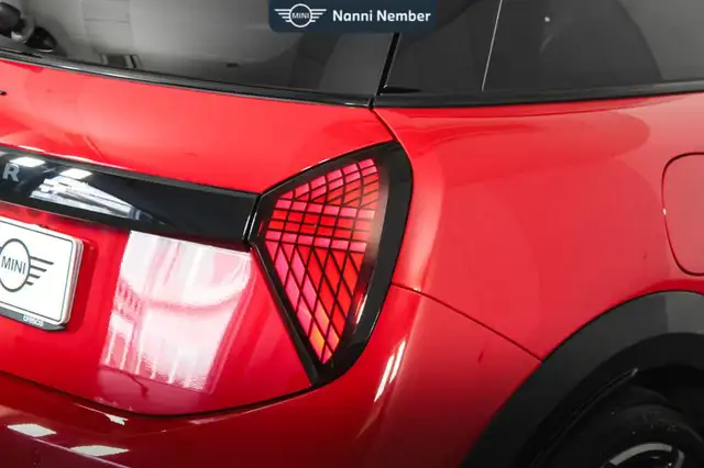 MINI Hatch view 6