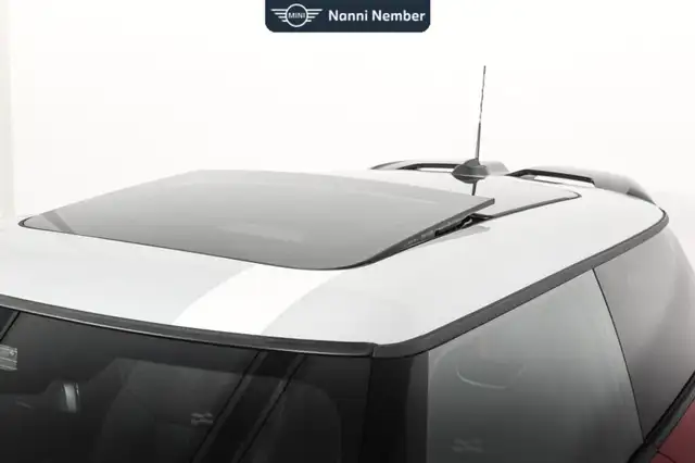 MINI Hatch view 30
