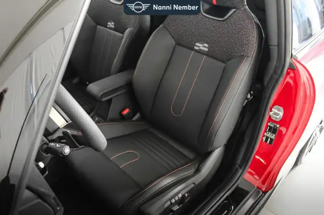 MINI Hatch view 14
