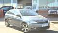 Skoda Rapid/Spaceback 1.4TDI CR Style 66kW Gris - thumbnail 2