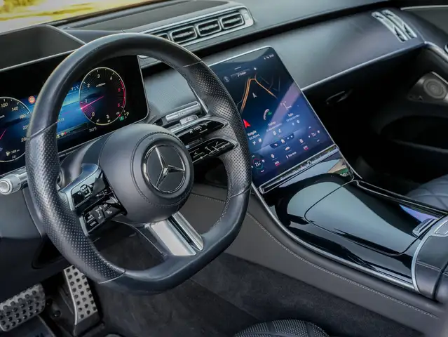 Mercedes-Benz S Class view 10