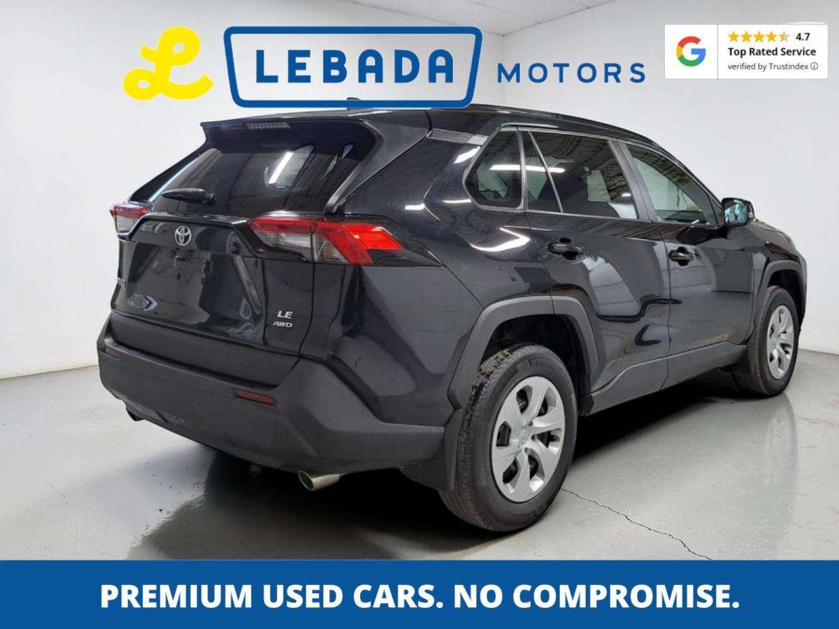 2021 Toyota RAV4 LE AWD — снимка 1
