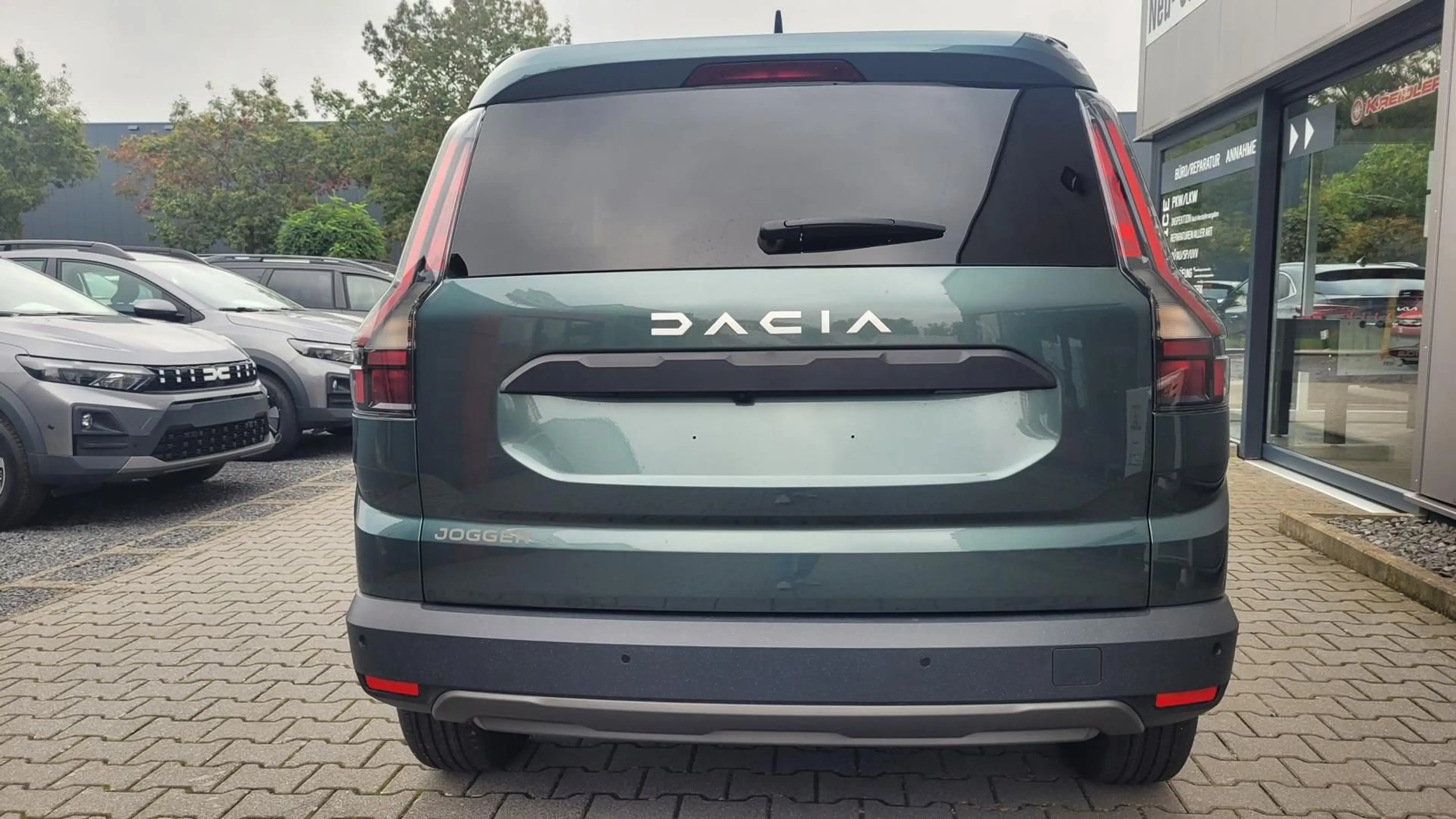 Dacia Jogger Eco-G 120 AT Vollausstattung 7Sitzer — photo 5