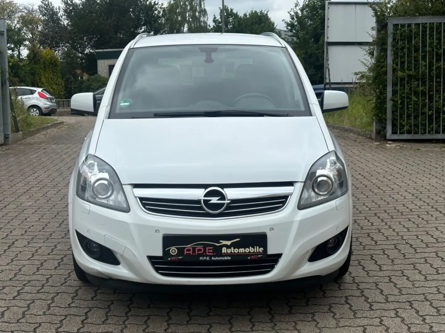 Opel Zafira B Family 1.8  7 Sitzer Xenon Navi TÜV NEU Blanco - 2