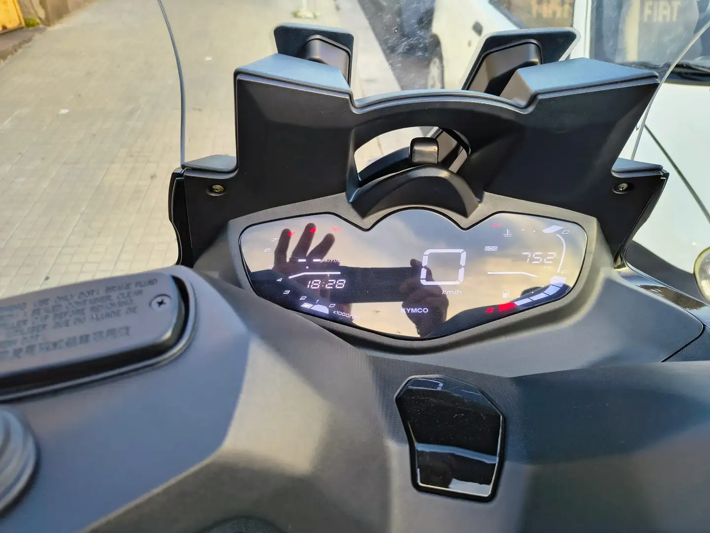 Kymco Xciting 400i Negro - 1