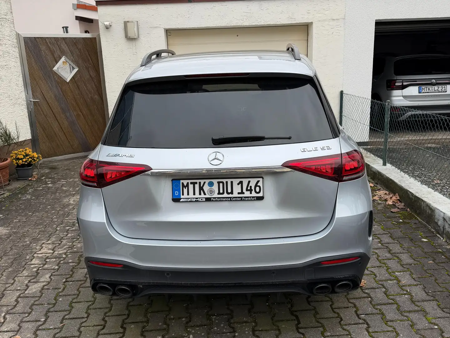 Mercedes-Benz GLE 53 AMG 4 Matic Silber - 2