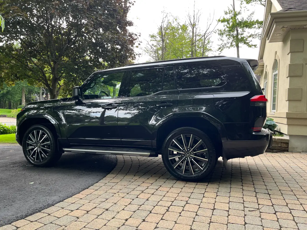 Lexus GX 550 снимка Lexus GX 550