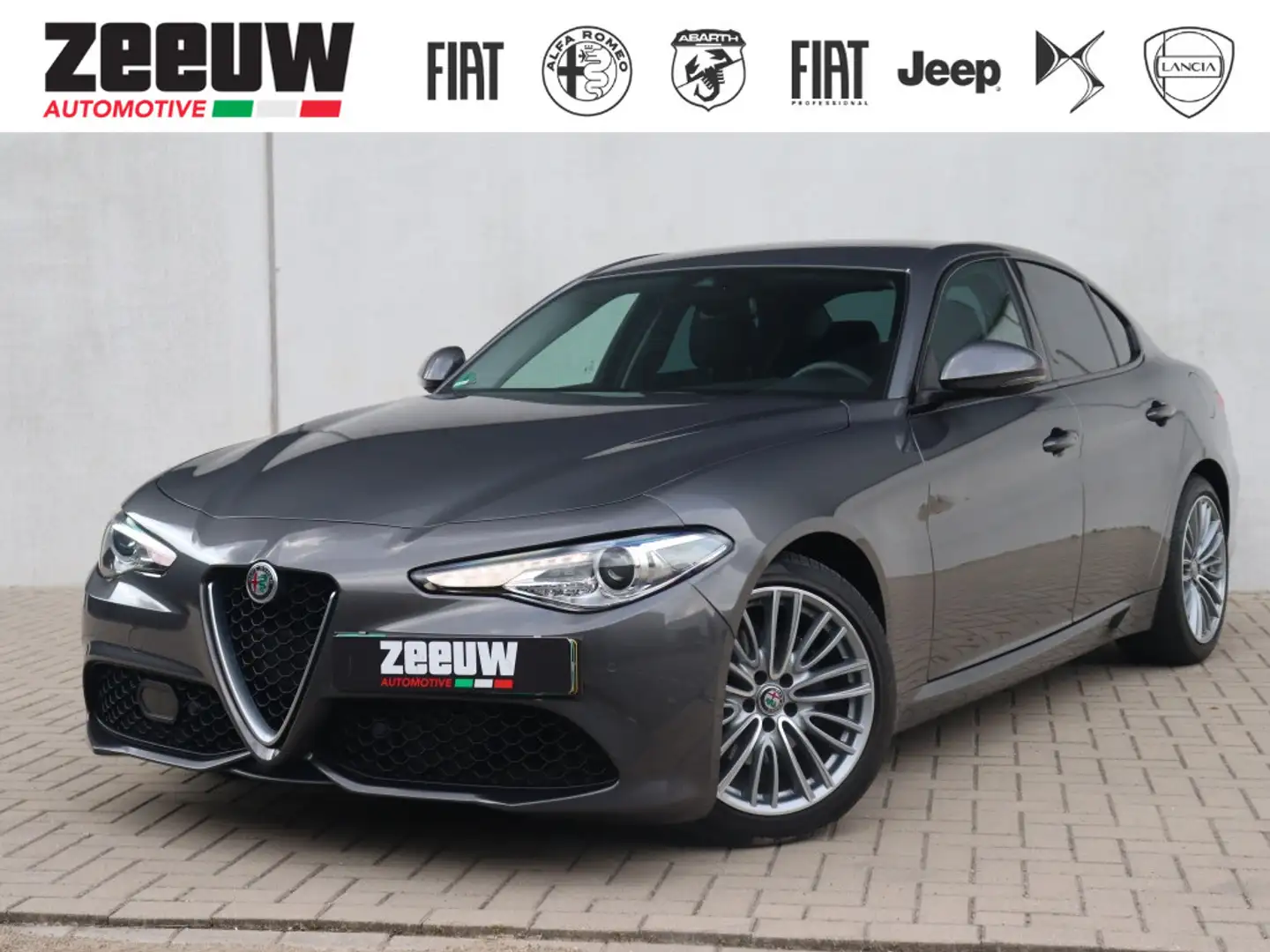 Alfa Romeo Giulia 2.0 Turbo 280 PK Super | Veloce | Navi | Carplay | Gris - 1