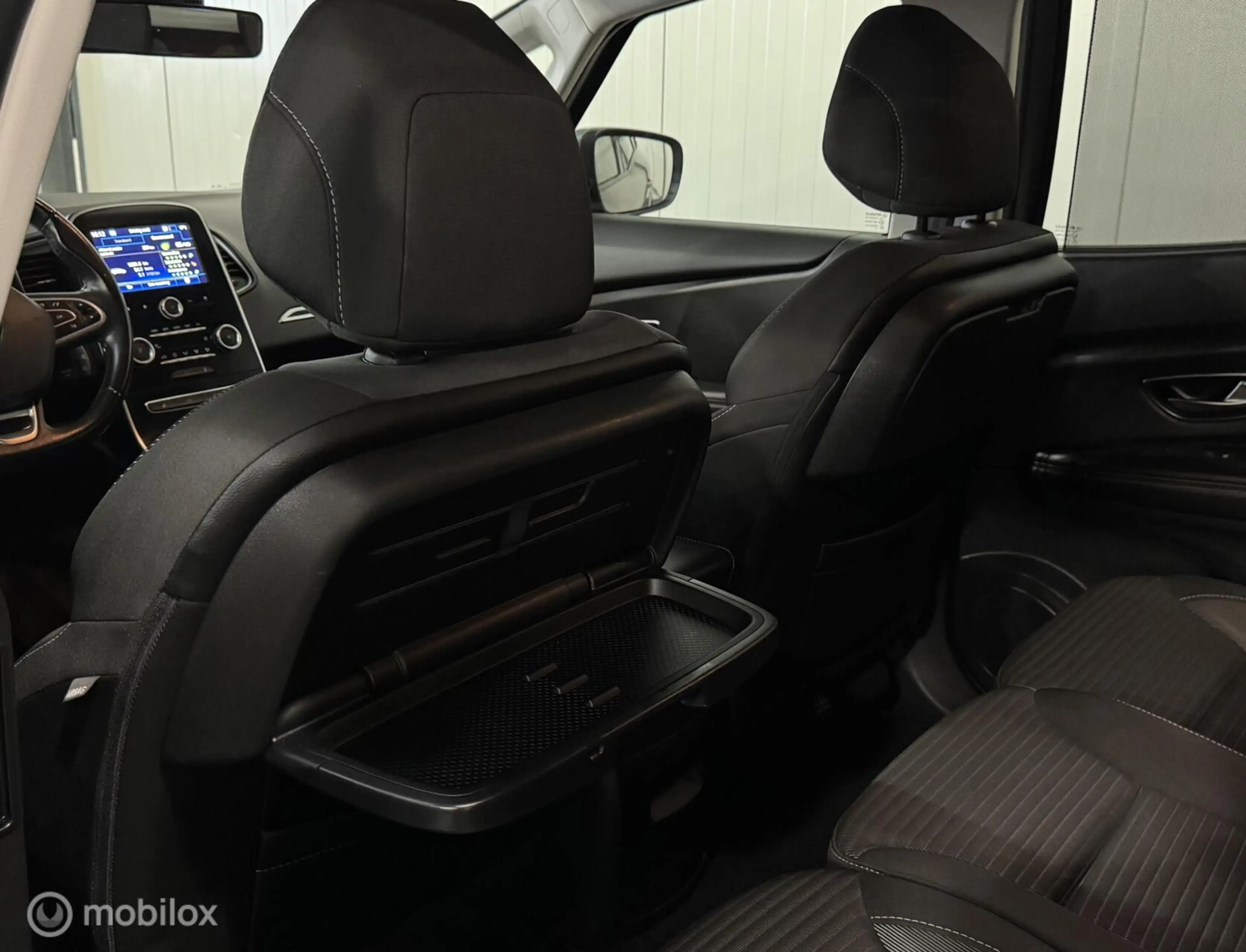 Renault Grand Scenic 1.5 dCi Intens [ historie trekhaak LED ] — photo 10