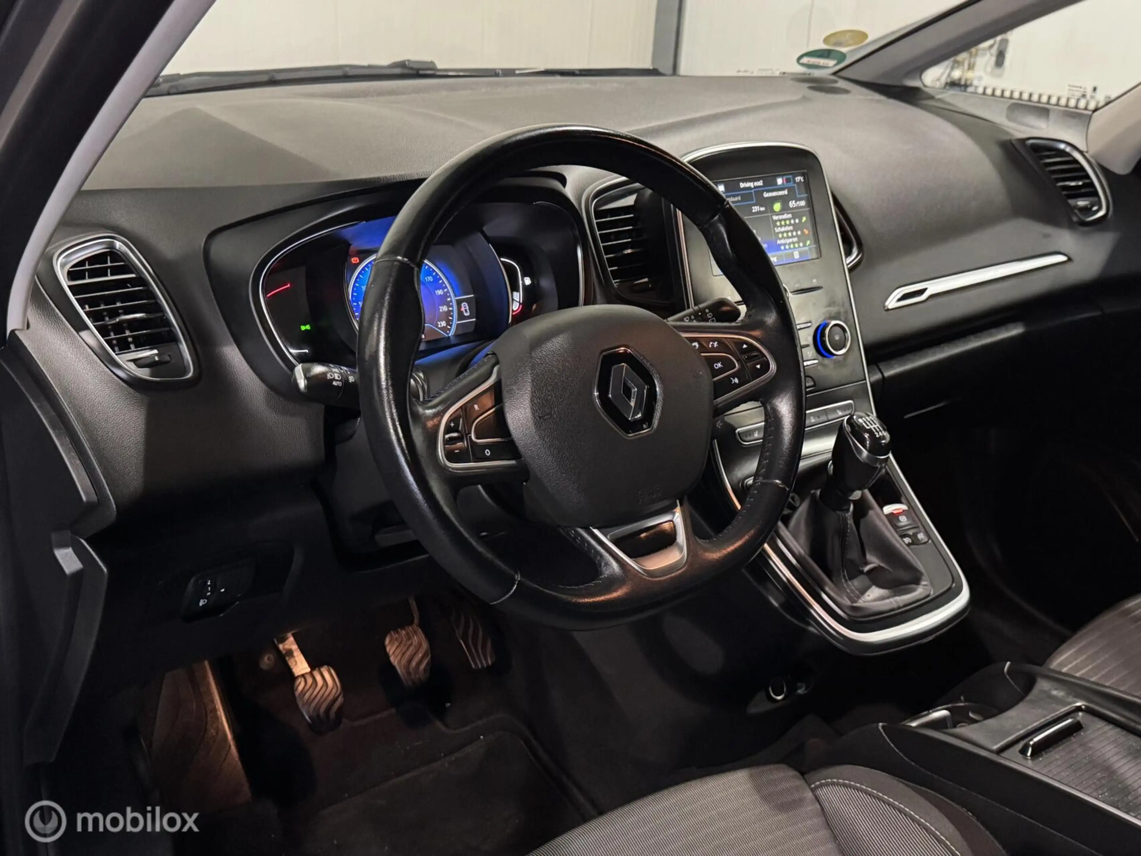 Renault Grand Scenic 1.5 dCi Intens [ historie trekhaak LED ] — photo 7