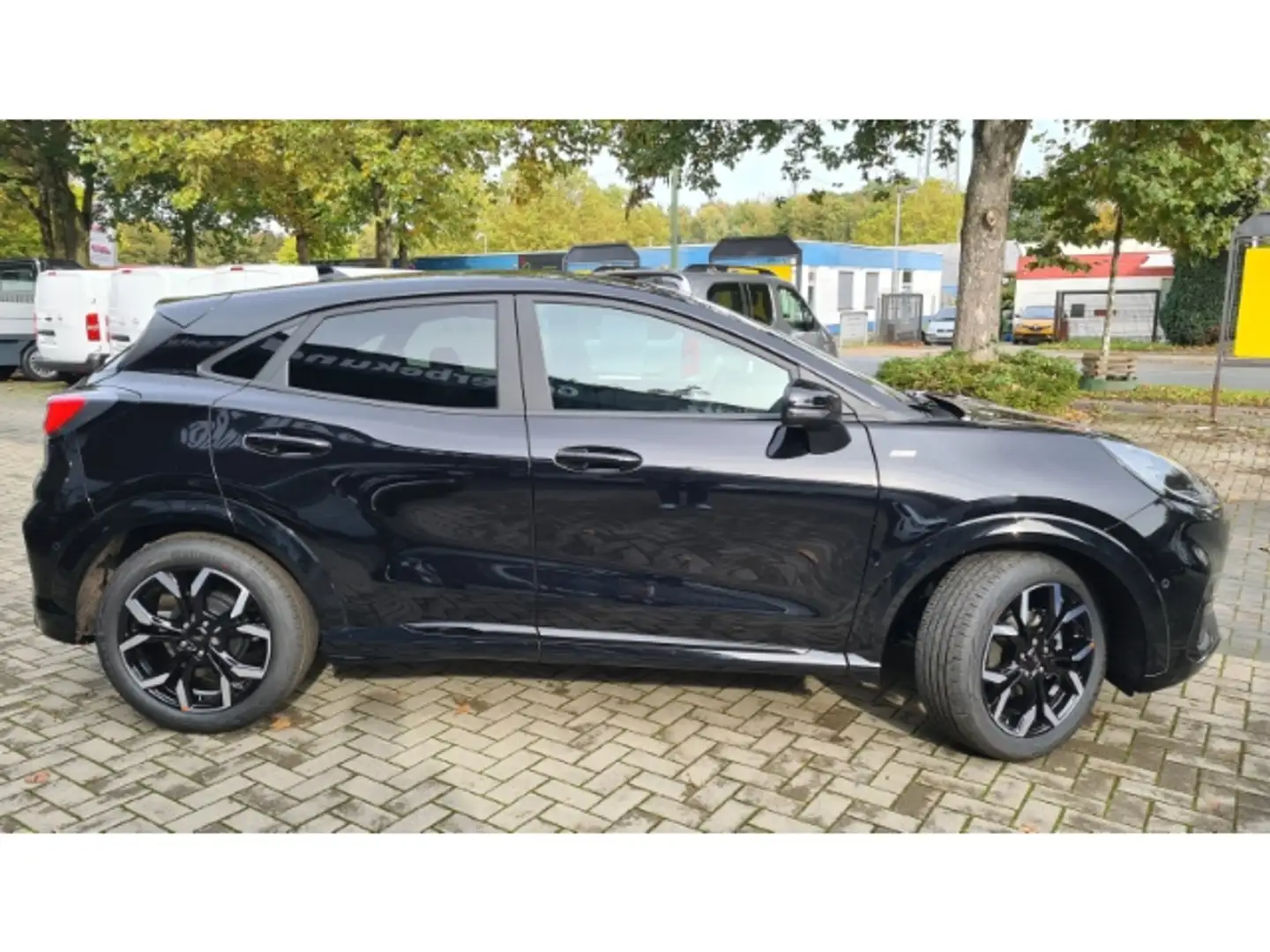 Ford Puma ST-Line X 1.0 EB MHEV 125PS AHK-abnehmbar - Navi - Negro - 2