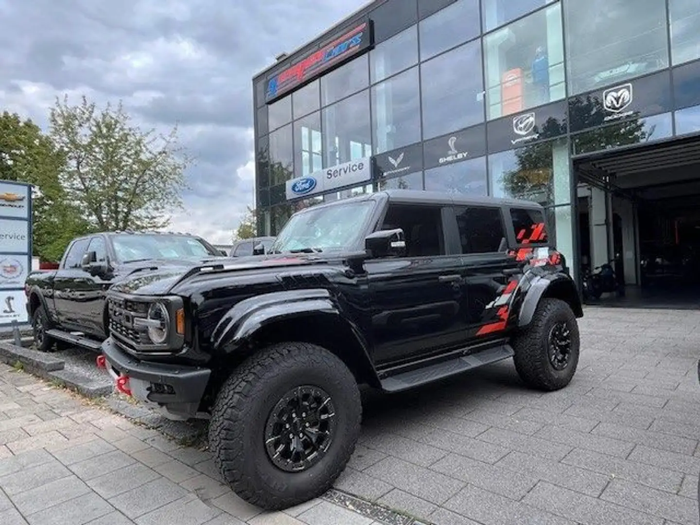 Ford Bronco Raptor 3.0l V6 Ecoboost Schwarz - 1