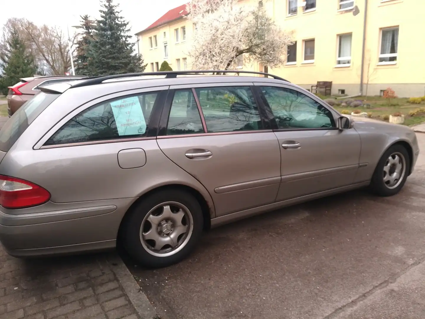 Mercedes-Benz E 320 E 320 T CDI (211.226) Grau - 2