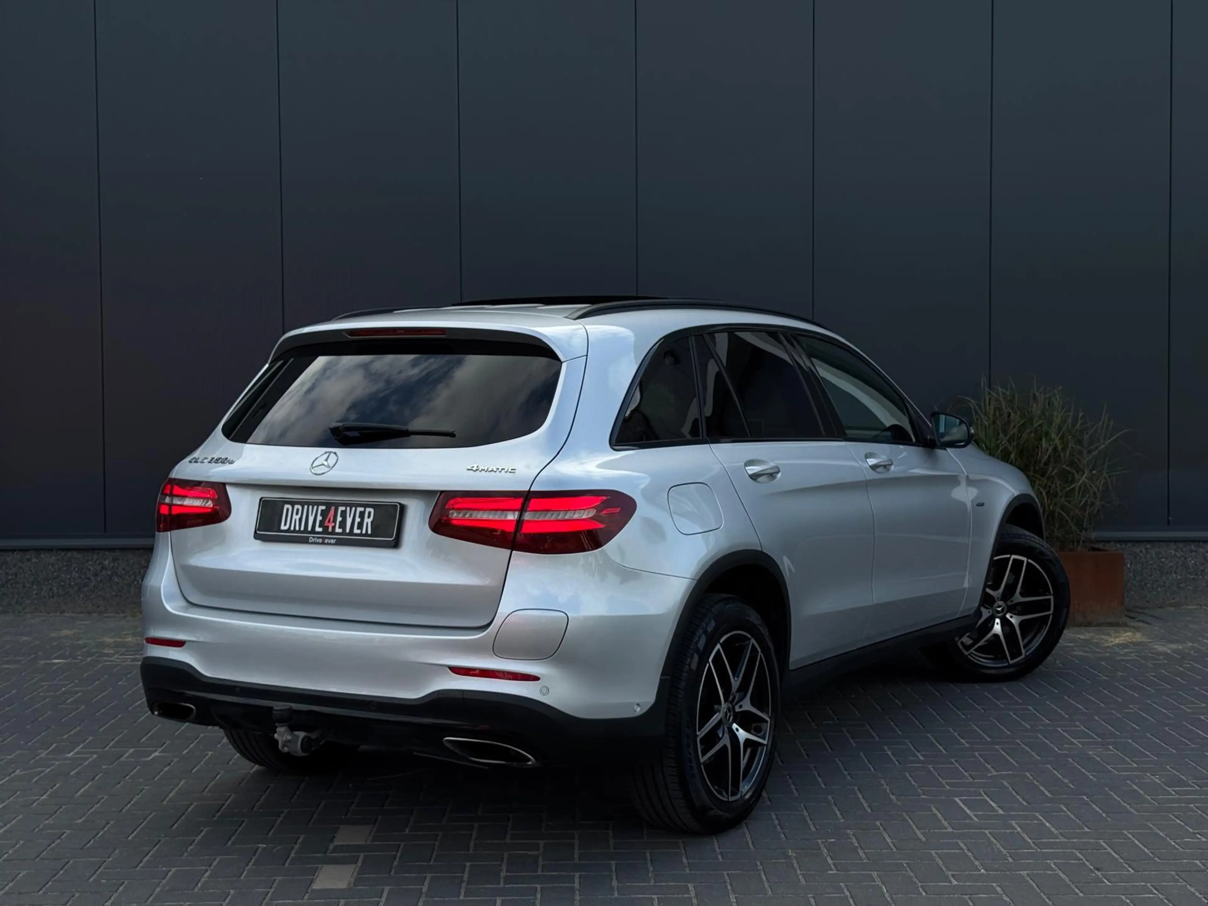 Mercedes-Benz GLC 350 350e 4MATIC AMG FULL OPTIES PANO|LED|LEDER|NAVI|CL — photo 3