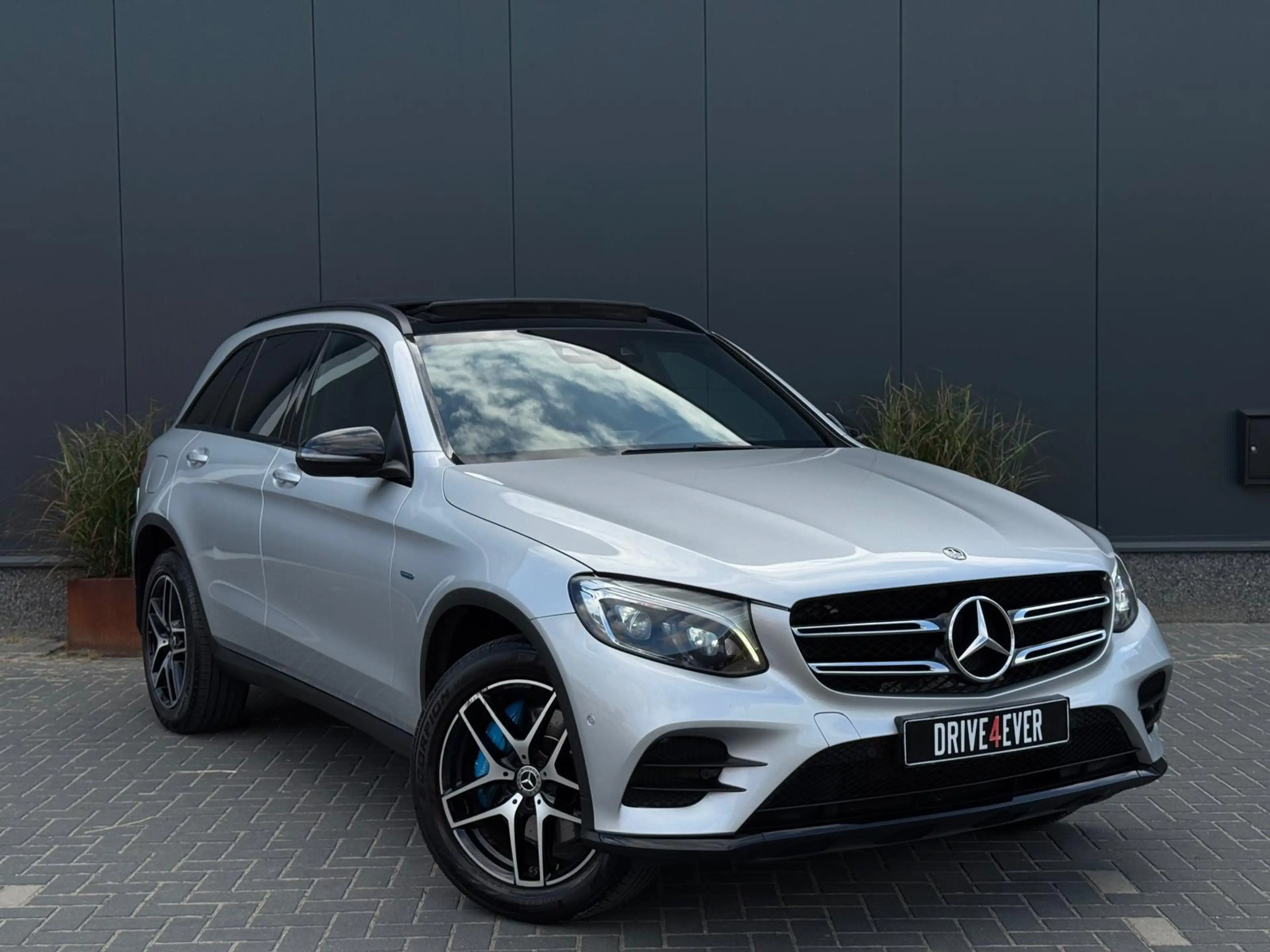 Mercedes-Benz GLC 350 350e 4MATIC AMG FULL OPTIES PANO|LED|LEDER|NAVI|CL — photo 4