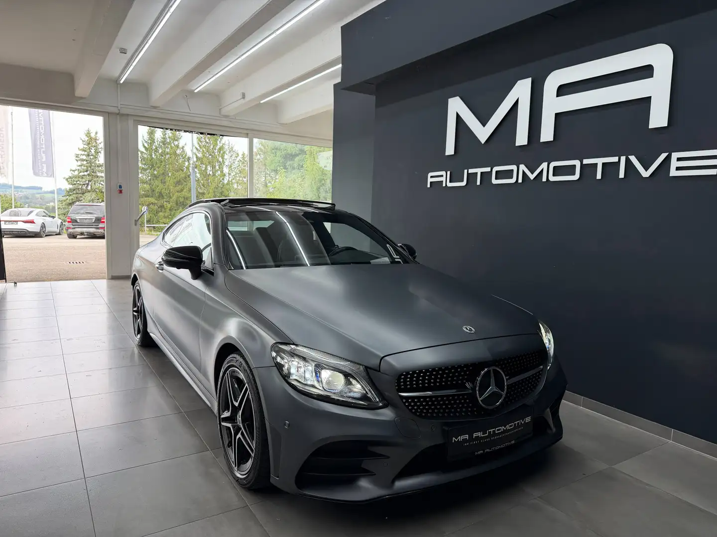 Mercedes-Benz C 220 d Coupe AMG Line *C43LK*PANO*BURM*360*MAGNO*DIGI* Grau - 2