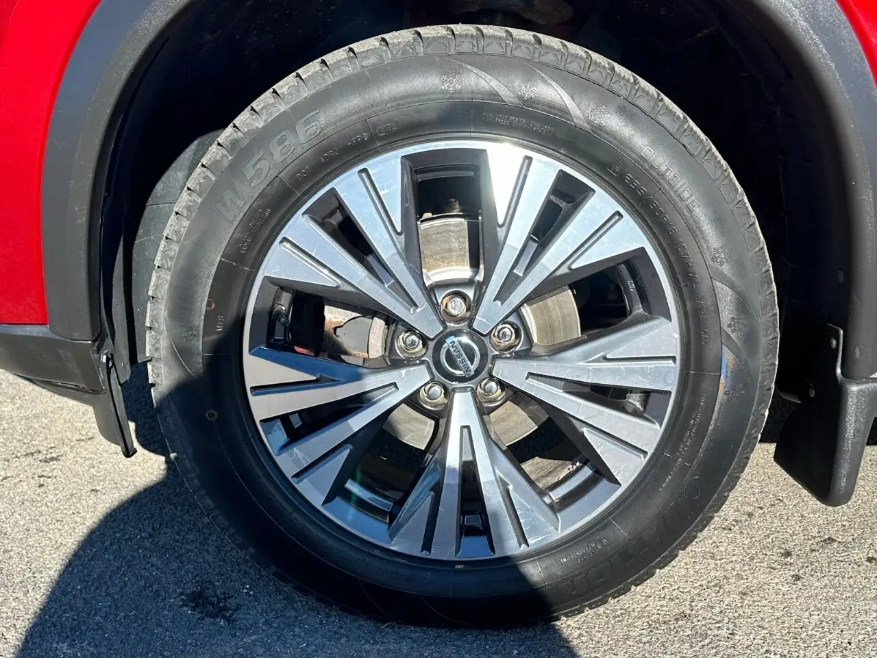 Nissan Rogue снимка Nissan Rogue