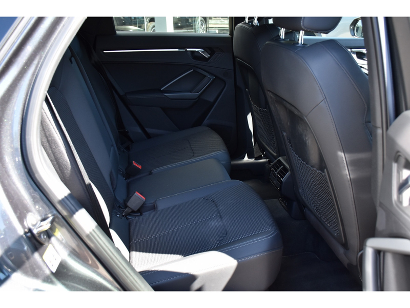 Audi Q3 Sportback 45 TFSI Quattro S-Line S-Tr. LANE SIDE — photo 8
