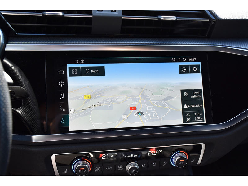 Audi Q3 Sportback 45 TFSI Quattro S-Line S-Tr. LANE SIDE — photo 10