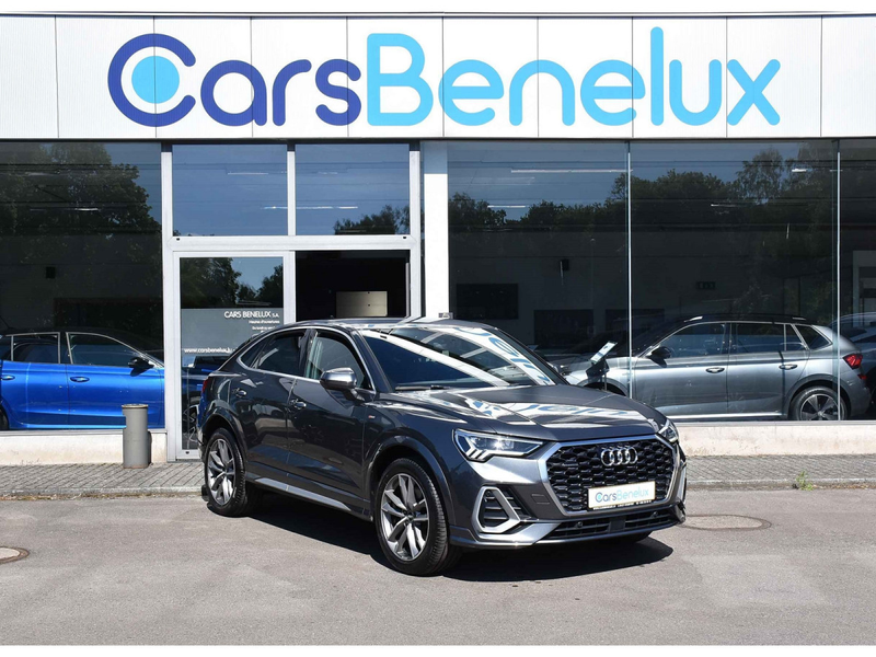 Audi Q3 Sportback 45 TFSI Quattro S-Line S-Tr. LANE SIDE