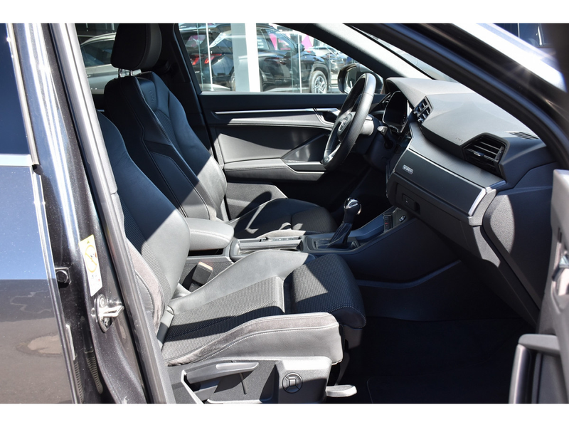 Audi Q3 Sportback 45 TFSI Quattro S-Line S-Tr. LANE SIDE — photo 7