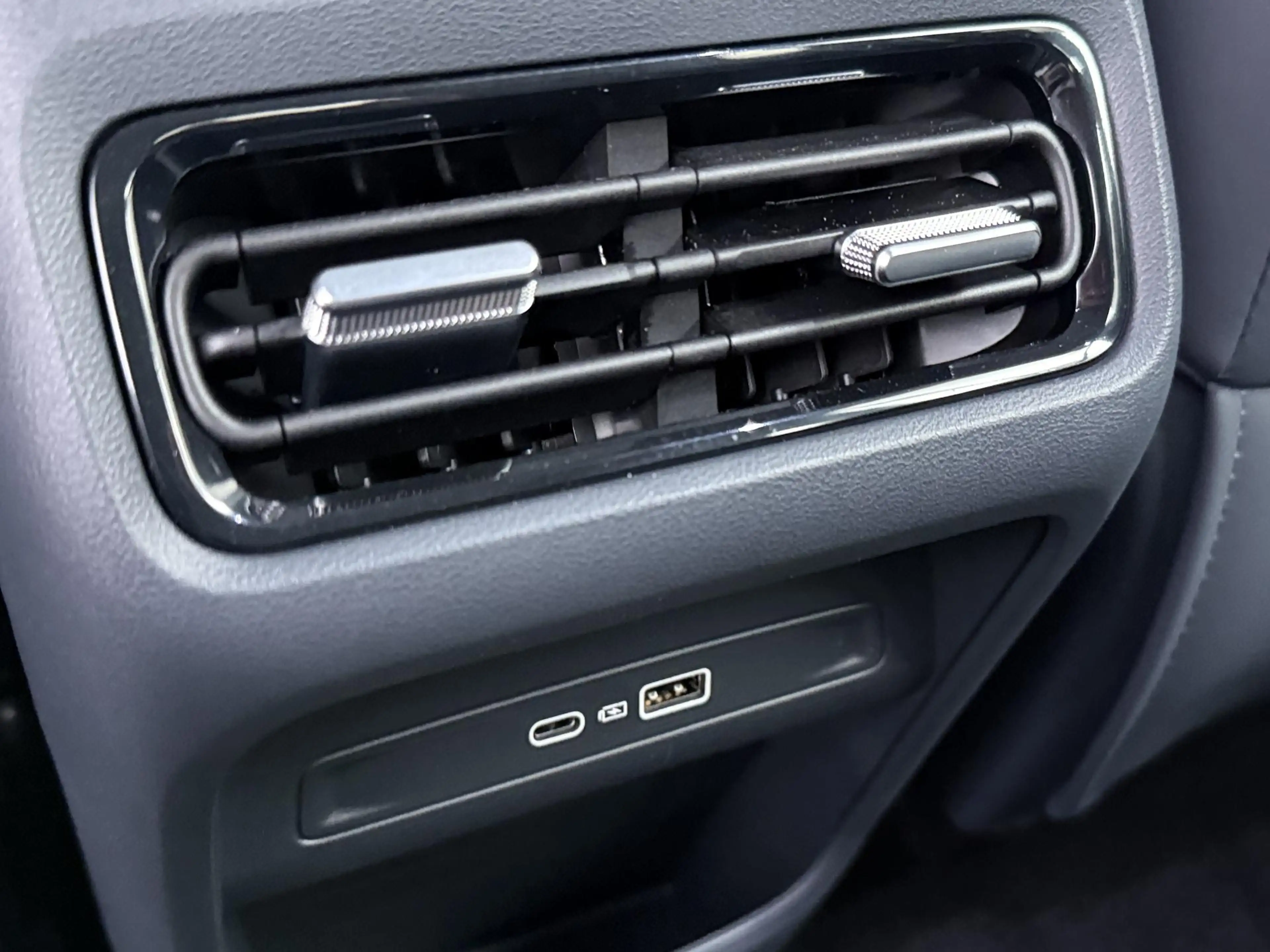 Geely Starray EM-i 1.5 Pro | 360° Camera | ICC | Apple Carplay! — photo 34