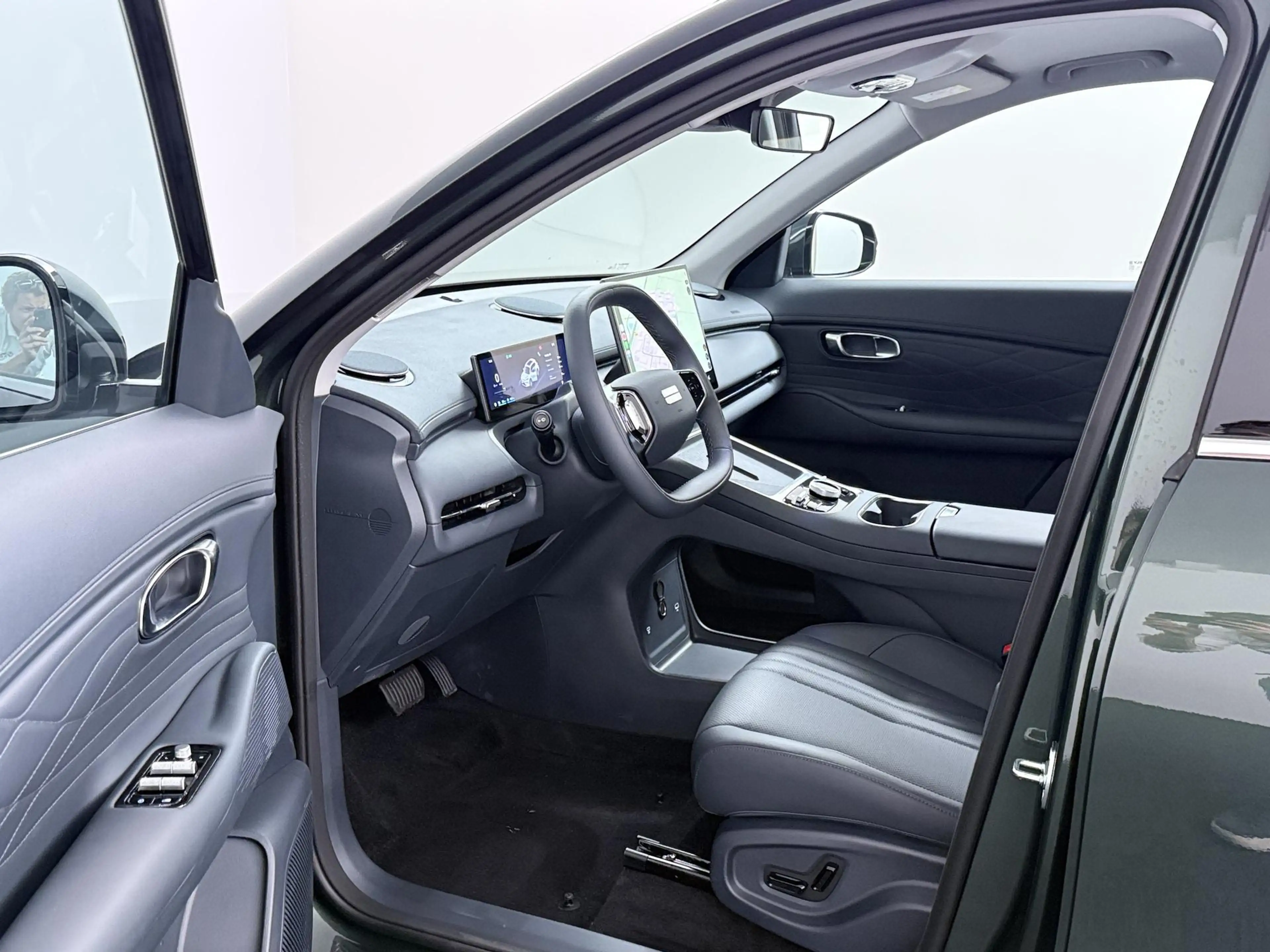 Geely Starray EM-i 1.5 Pro | 360° Camera | ICC | Apple Carplay! — photo 6