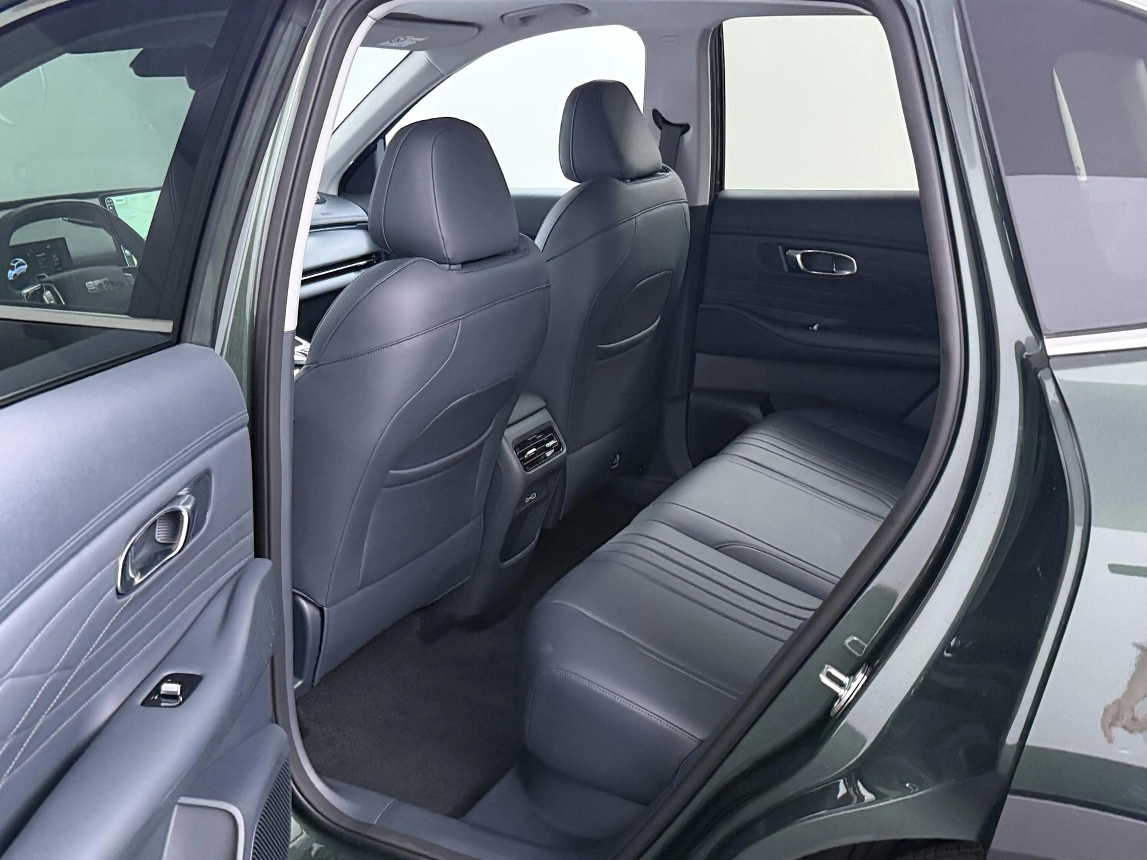 Geely Starray EM-i 1.5 Pro | 360° Camera | ICC | Apple Carplay! — photo 7