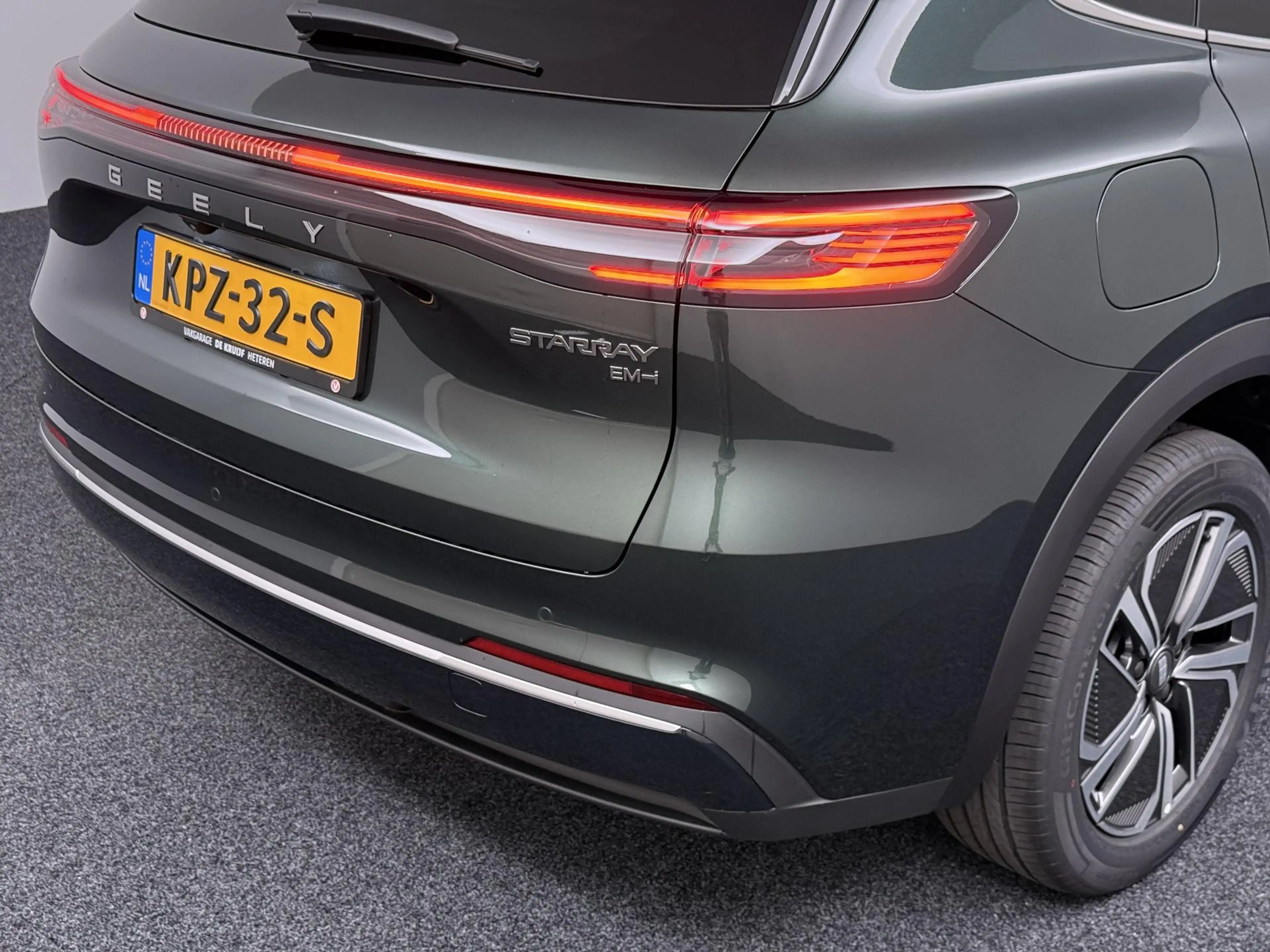 Geely Starray EM-i 1.5 Pro | 360° Camera | ICC | Apple Carplay! — photo 38